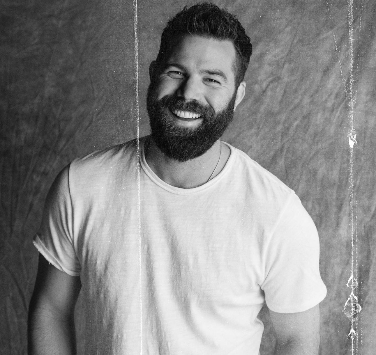 JORDAN DAVIS RELEASES NEW TRACK “NEXT THING YOU KNOW” UMG Nashville