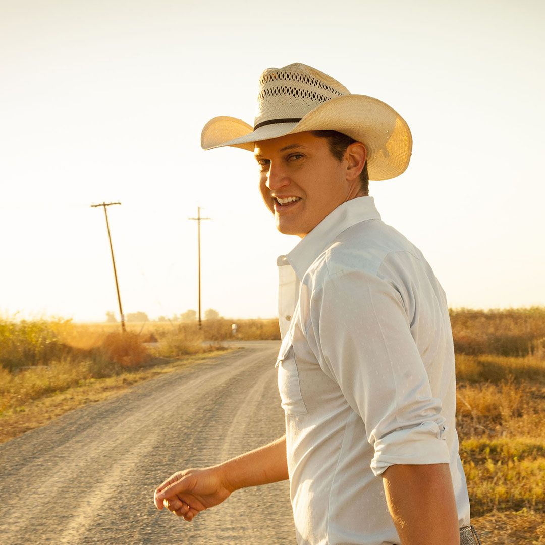 JON PARDI KICKS OFF CMA AWARDS WEEK WITH MULTIPLE CMA NOMINATIONS AND A SOLD-OUT HEADLINING ‘CMT ON TOUR PRESENTS JON PARDI’S LUCKY TONIGHT TOUR’