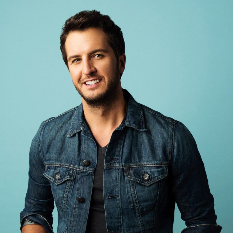 Luke Bryan Celebrates Opening Weekend of  “Sunset Repeat Tour” with 50,000 Fans