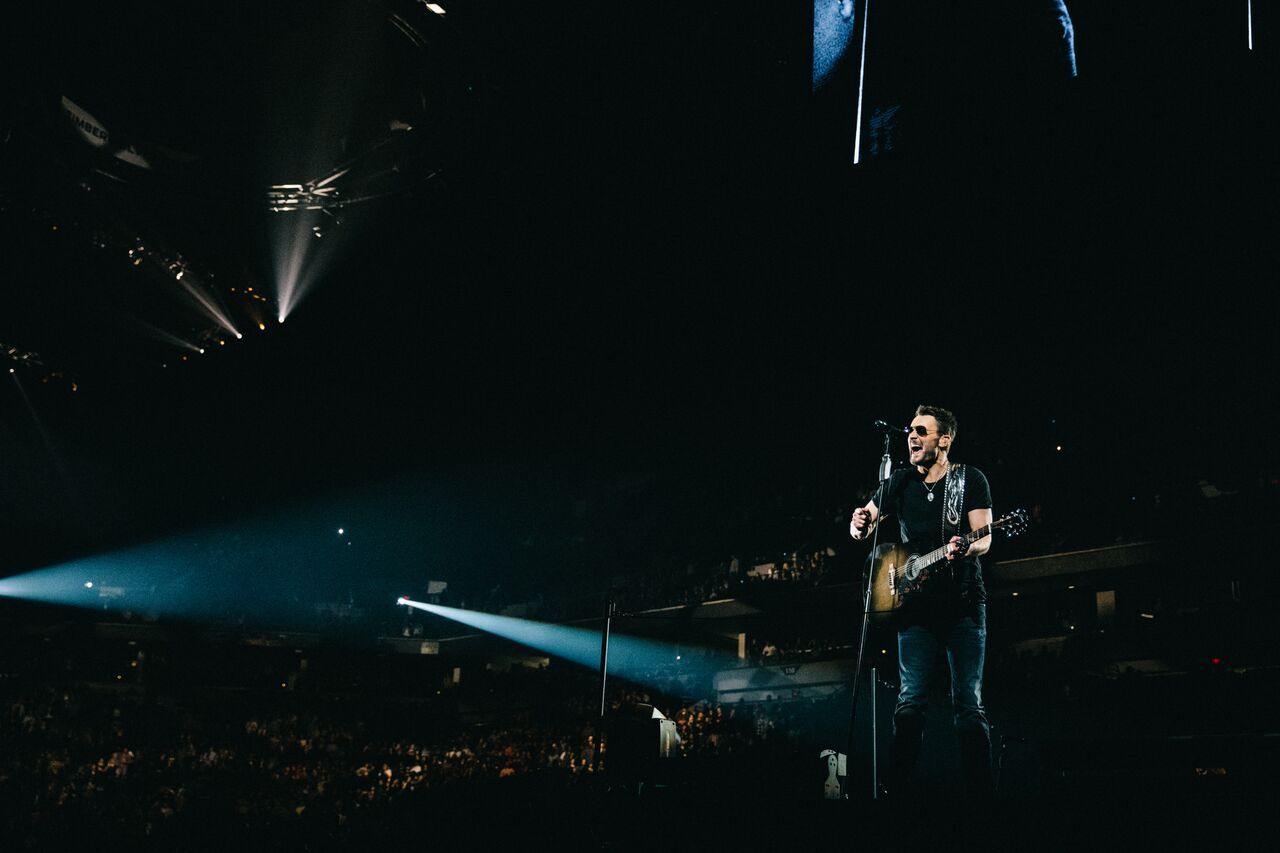 ERIC CHURCH DOESN’T BACK DOWN ON HOLDIN’ MY OWN TOUR