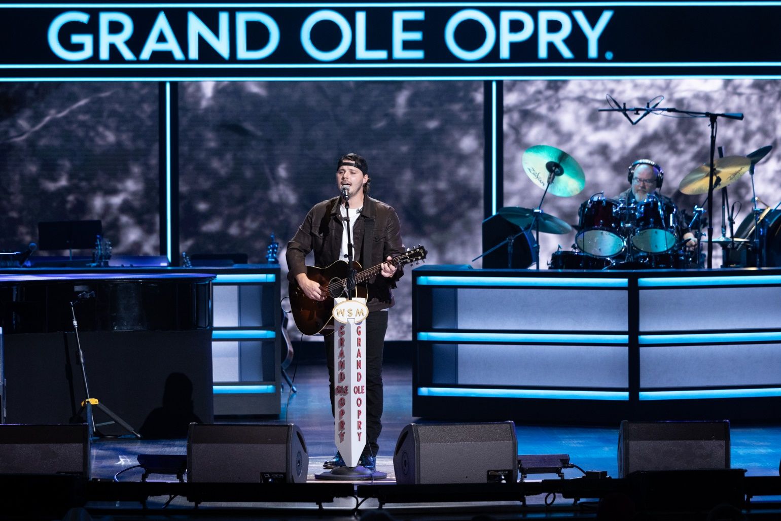 PHOTOS Josh Ross Makes Grand Ole Opry Debut UMG Nashville